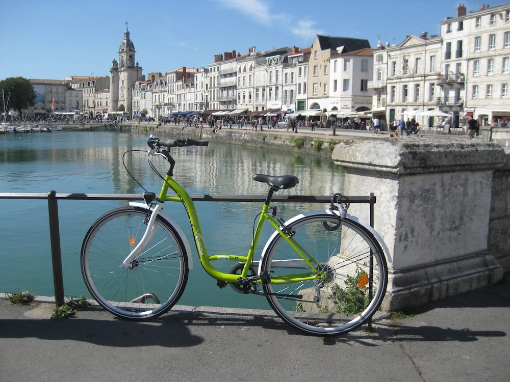 Hotel Le Bord'O Vieux Port La Rochelle  Exterior photo